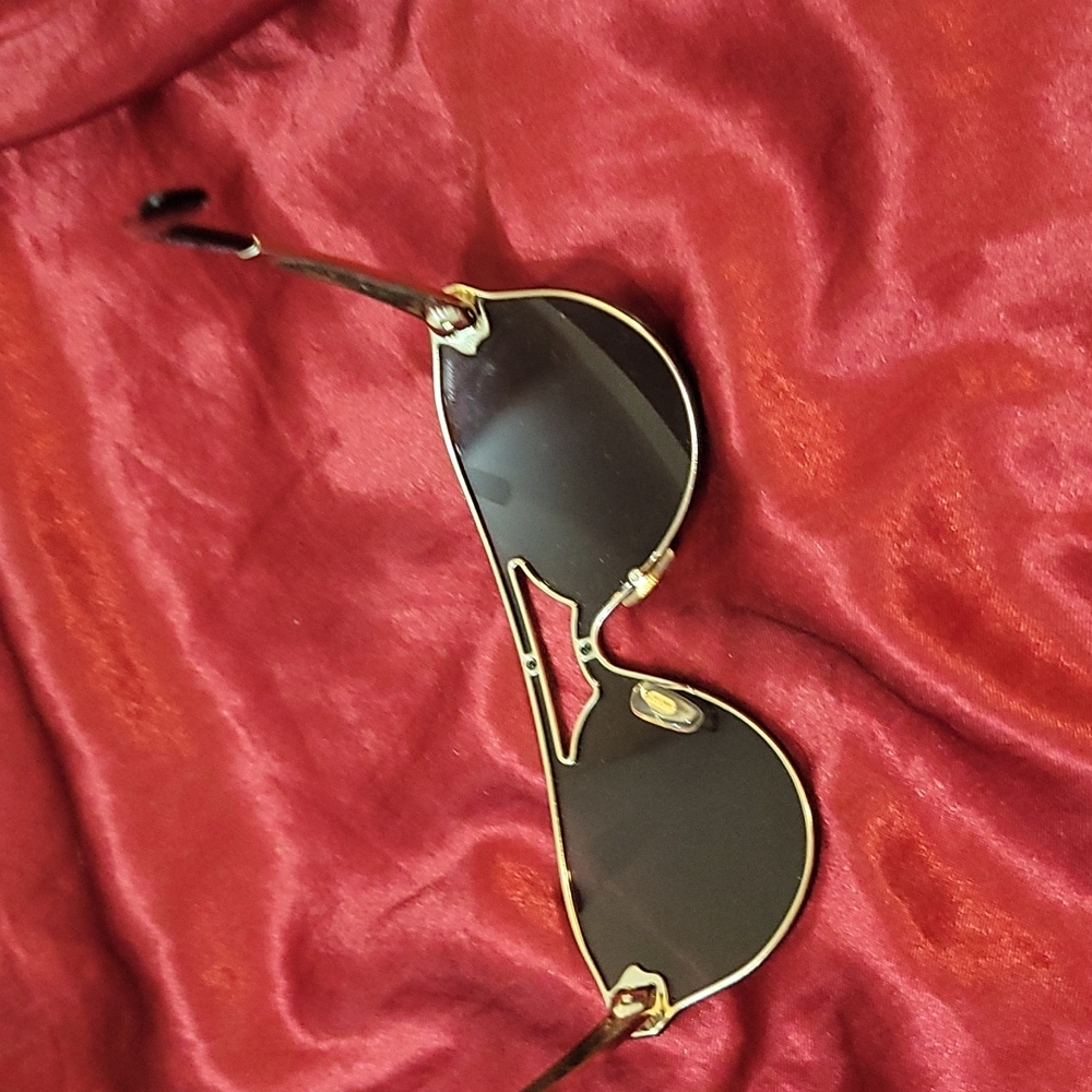 Versace sunglasses - Picture 3 of 4